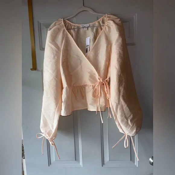 Topshop light peach puff sleeve wrap top size 8 - Picture 1 of 3